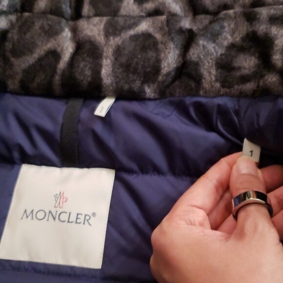 Moncler Blue Silver Leopard Fur Trim Feminine Luxury Down Puffer Size 1~Small - Picture 5 of 6
